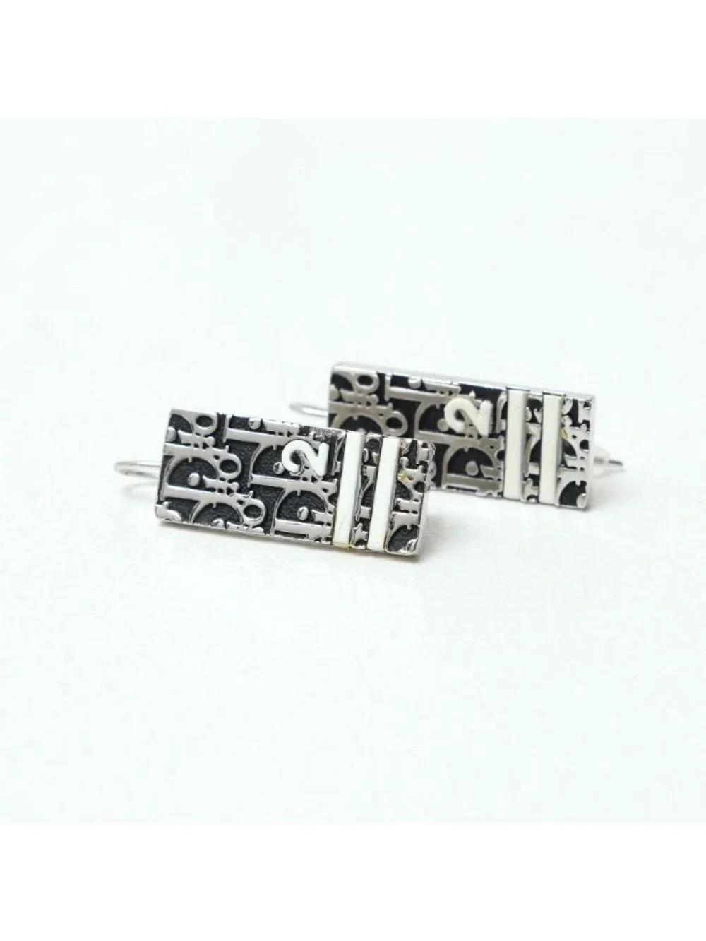 Dior Earrings Trotter Plate 2 Numbering
